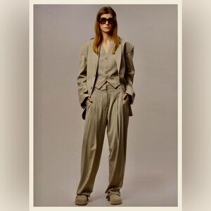 NWT The Frankie Shop Gelso Oversized Blazer Taupe Melange XS sand color new